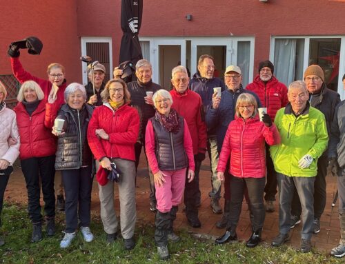 Frühgolfer beenden ihre erfolgreiche Golfsaison